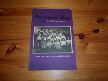 Accordeon mars - devos / von bell  beschikbaar voor biedingen