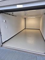 GARAGEBOX TE KOOP 18M2 IN PARK HEINENOORD IN VRIJE STAAT, Huizen en Kamers, Garages en Parkeerplaatsen, Zuid-Holland