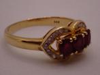 Gouden ring bezet met 3 granaat stenen 14 karaat goud., Sieraden, Tassen en Uiterlijk, Antieke sieraden, Goud, Met edelsteen, Ring