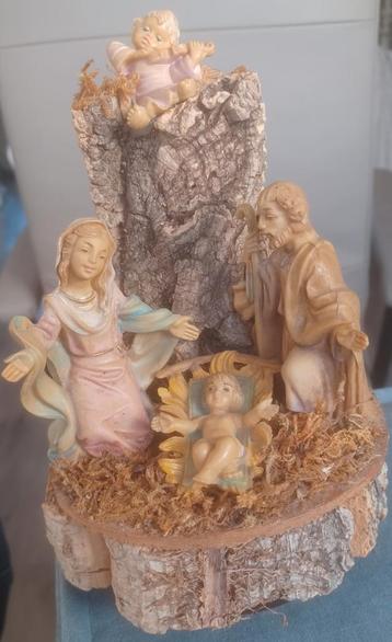 Oud muziekdoosje Sankyo Japan Kindeke Jezus Maria & Josef beschikbaar voor biedingen