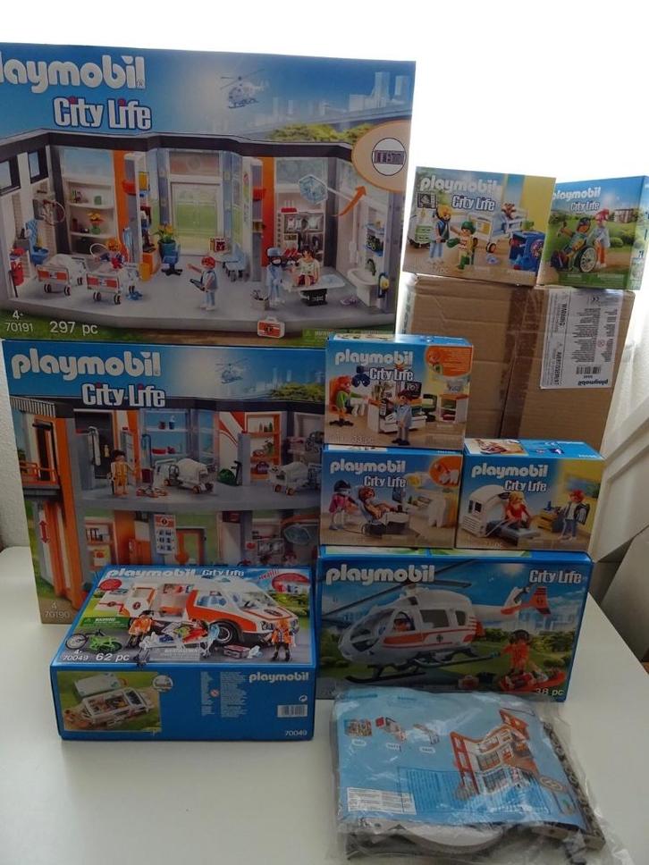 PLAYMOBIL ZEER GROTE VERZAMELING O.A. ZIEKENHUIS, LUXE VILLA, Kinderen en Baby's, Speelgoed | Playmobil, Nieuw, Complete set, Ophalen