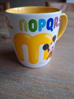 Twee Disney mokken met letter M en A., Ophalen, Zo goed als nieuw, Overige stijlen, Kop(pen) en/of Schotel(s)