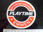 sticker playtime emmen logo bar dancing discotheek, Verzamelen, Stickers, Verzenden, Zo goed als nieuw, Bedrijf of Vereniging
