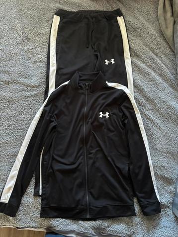 Under Armour trainingsbroek – zwart met witte details maat S beschikbaar voor biedingen