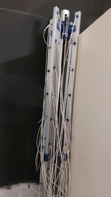 Droogmolen z.g.a.n met grondanker beschikbaar voor biedingen