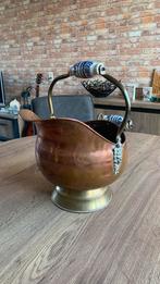 Antieke koperen kolenkit ca. 1900 met aardewerk, Ophalen