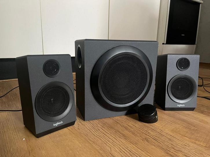 Logitech z333 pc speakers, Computers en Software, Pc speakers, Zo goed als nieuw, Audiokanaal 2.1, Ophalen