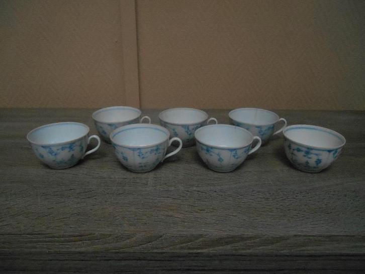 7 antieke porseleinen theekopjes 18e eeuw oud Limbach, Antiek en Kunst, Antiek | Porselein, Ophalen
