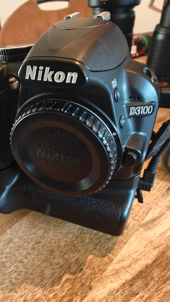 Nikon D3100 spiegelreflexcamera incl. 4 lenzen, Audio, Tv en Foto, Fotocamera's Digitaal, Gebruikt, Spiegelreflex, Nikon, 8 keer of meer