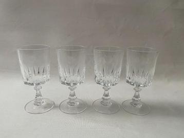 Curiosa Set van 4 Kristallen wijnglazen, klein model, Louvre beschikbaar voor biedingen