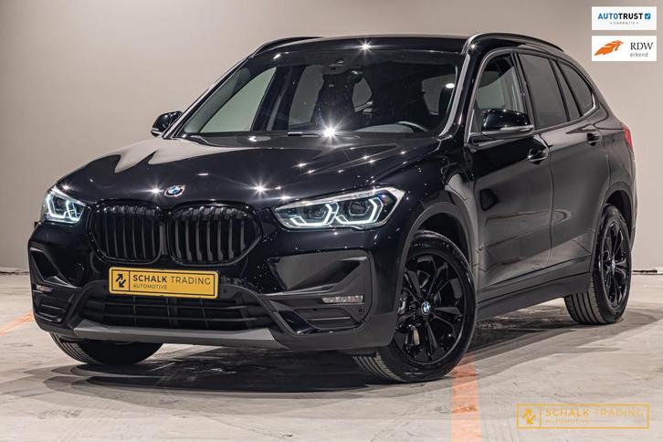 BMW X1 XDrive25e High Executive|LED|DealerOnd|Garantie, Auto's, BMW, Bedrijf, Te koop, X1, 4x4, ABS, Adaptive Cruise Control, Airbags