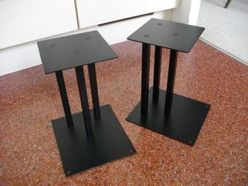 Metalen speaker steunen / standaard / stands beschikbaar voor biedingen
