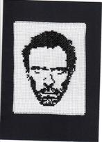kaart met geborduurde dr. House, Hugh Laurie (818), Ophalen of Verzenden, Nieuw, Man of Vrouw