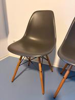 Eames Plastic Side Chairs DSW - Set van 2, Ophalen, Zo goed als nieuw, Hout, Eén