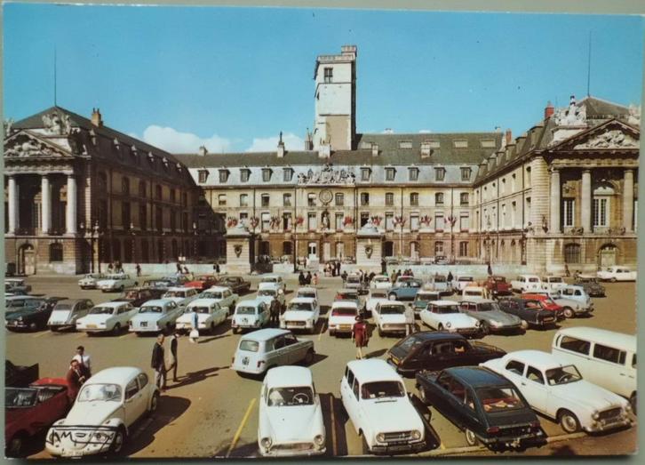 Dijon - Frankrijk - oude autos - VW Renault Citroen DS 2CV, Verzamelen, Ansichtkaarten | Buitenland, Ongelopen, Frankrijk, 1960 tot 1980