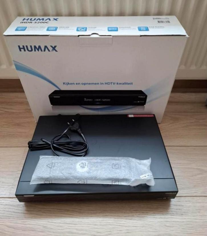Humax 5200C 500GB Nieuw in Doos, Audio, Tv en Foto, Decoders en Harddiskrecorders, Nieuw, Harddiskrecorder, Ophalen of Verzenden