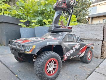 Traxxas slash 4x4  beschikbaar voor biedingen