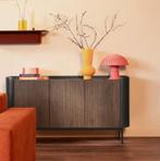 by fonQ Alva Dressoir - Walnoot | Van €599, nu, Huis en Inrichting, Kasten | Dressoirs, Byfonq, Byfonq, Nieuw, Ophalen of Verzenden