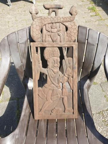 Houtsnijwerk, houten beelden, Afrikaanse beelden, maskers  beschikbaar voor biedingen