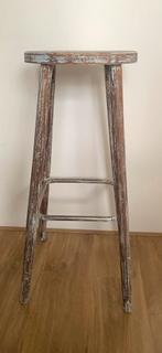 Houten hoge kruk, Ophalen, Zo goed als nieuw, Hout