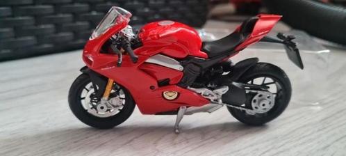 Bburago Ducati Panigale V4 rood 1:18 nieuw in verpakking, Hobby en Vrije tijd, Modelauto's | 1:18, Nieuw, Motor, Overige merken