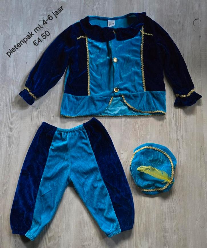 Pietenpak maat 4-6 jaar blauw, Diversen, Sinterklaas, Zo goed als nieuw, Ophalen