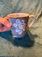 Mok laura Ashley zie foto’s, Ophalen of Verzenden, Gebruikt, Overige stijlen, Kop(pen) en/of Schotel(s)