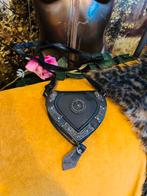 Zwart lederen Schoudertasje in hartjesvorm, Leder, Schoudertasje, Zwart, Ophalen of Verzenden