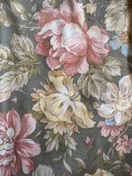 Kleurrijke bloemgordijnen (2 stuks), Ophalen, 100 tot 150 cm, Wit, Zo goed als nieuw