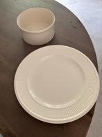 Wedgwood EDME gebak of hapjes schaal, rond 32 cm., Huis en Inrichting, Keuken | Servies, Ophalen of Verzenden, Wedgwood, Aardewerk