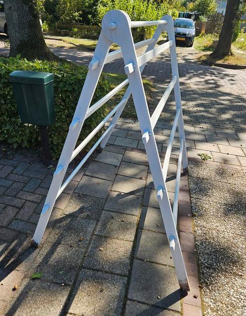 Vintage Houten Wasrek / Linnenrek, Huis en Inrichting, Overige Huis en Inrichting, Gebruikt, Ophalen