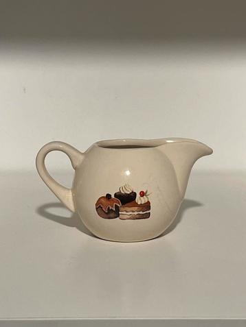 Jet ter Steege - melkkannetje beschikbaar voor biedingen