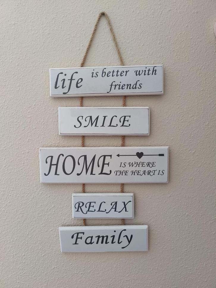 Moderne wanddecoratie met pakkende tekst, Huis en Inrichting, Woonaccessoires | Wanddecoraties, Zo goed als nieuw, Verzenden