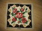 Geborduurd Voorkant Kussen Rozen Motief * Vintage, Ophalen of Verzenden, Vierkant