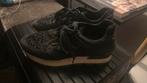 Zara gympen zwart met panter, Ophalen of Verzenden, Gedragen, Zwart, Sneakers of Gympen