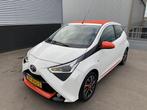 Toyota Aygo 1.0 VVT-i x-cite Leuke cabrio met opvallend gekl, Auto's, Voorwielaandrijving, Stof, Gebruikt, Euro 6