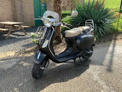 Vespa Piaggio LXV scooter, Fietsen en Brommers, Scooters | Vespa, Gebruikt, Vespa LXV