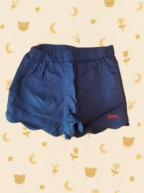 Iana Babyshorts met golvende zoom – Maat 9 maanden, Kinderen en Baby's, Babykleding | Maat 74, Zo goed als nieuw, Meisje, Broekje