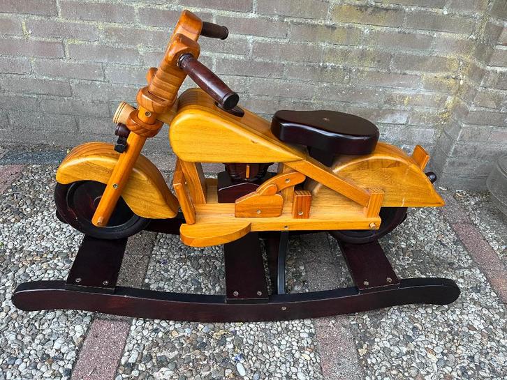 Prachtige houten motor (hobbelpaard) Peuter/kleuter, Kinderen en Baby's, Speelgoed | Houten speelgoed, Zo goed als nieuw, Ophalen of Verzenden
