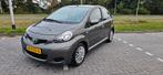 Toyota Aygo 1.0 12V Aspiration green. Nieuwe koppeling, Auto's, Toyota, Voorwielaandrijving, Zwart, 4 stoelen, 68 pk