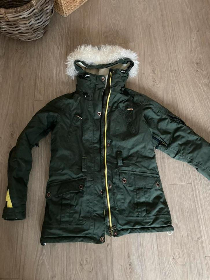 Peak performance ski snowboard S/M, Kleding | Dames, Wintersportkleding, Zo goed als nieuw, Jack, Maat 38/40 (M), Ophalen of Verzenden