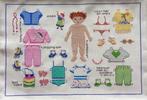Borduurwerk, zijde, aankleedpop, kinderkleding, vintage, Hobby en Vrije tijd, Borduren en Borduurmachines, Ophalen