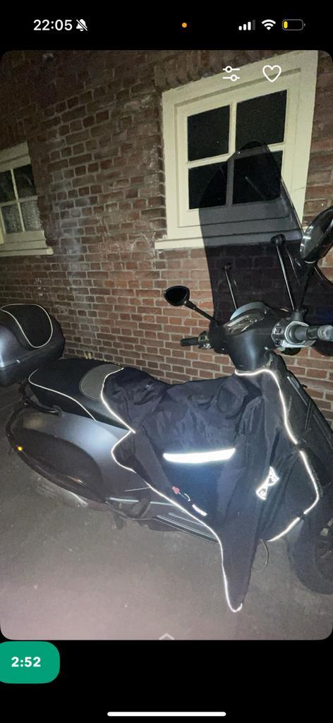 Vespa sprint 2017, Fietsen en Brommers, Scooters | Vespa, Vespa S, Benzine, Ophalen