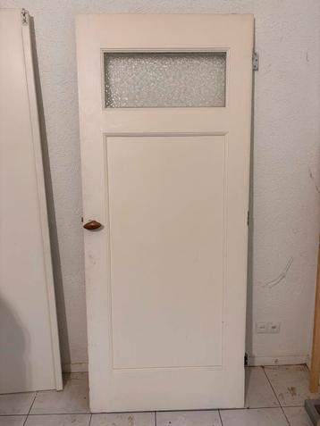 Diverse deuren afkomstig uit oude woonboerderij beschikbaar voor biedingen