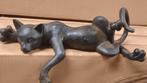Polystone beeld van een Luie Zwarte Kat Poes Nieuw, Ophalen of Verzenden, Nieuw, Hond of Kat, Beeldje of Figuurtje