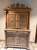 Antieke eiken kast met prachtig houtsnijwerk, Antiek en Kunst, Antiek | Meubels | Kasten, Ophalen