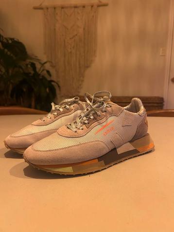 Ghoud Beige Sneakers Maat 38 - Zo Goed Als Nieuw beschikbaar voor biedingen