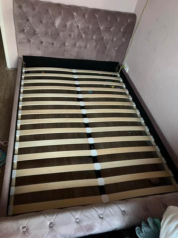 Velvet fluweel oud roze bed 140x200 