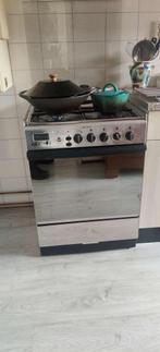 RVS Gasfornuis met heteluchtoven, Ophalen, Gebruikt, 4 kookzones, Gas