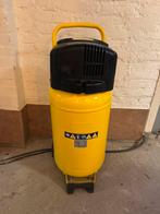 Stanley luchtcompressor - 50L, Doe-het-zelf en Verbouw, Compressors, 25 tot 100 liter, Ophalen, Zo goed als nieuw, 200 tot 400 liter/min